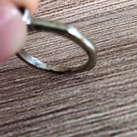 Anthro Dainty Costume Jewlery ring - Picture 7 of 8